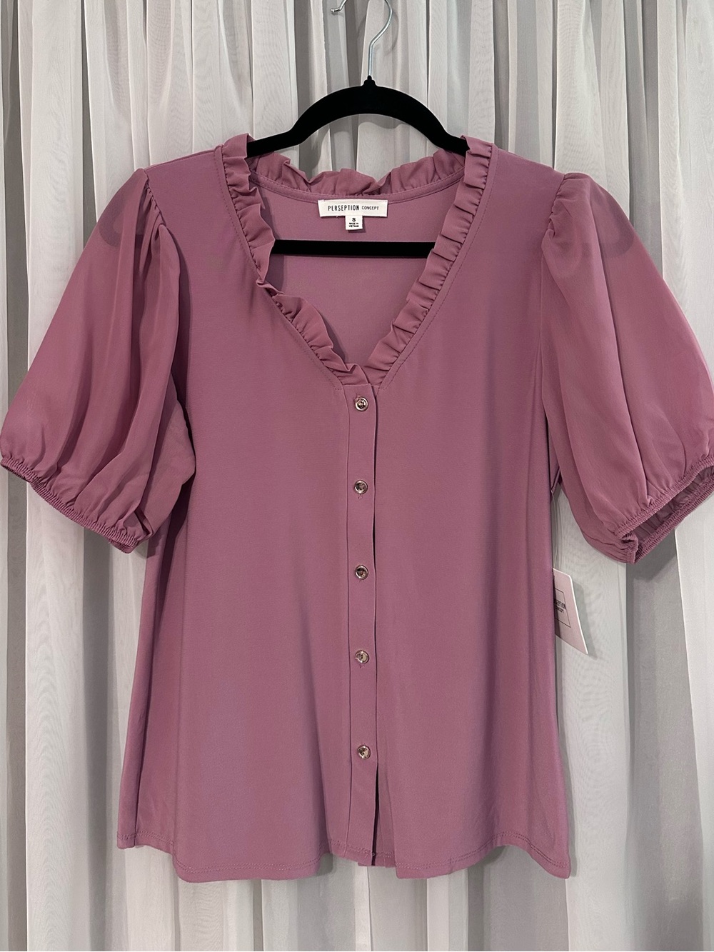 Perseption Concept Mauve Ruffle V-Neck Button Front Puff sleeve TopSize S
